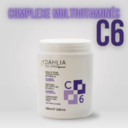 Pot blanc de Masque au Complexe Multivitaminé C6 avec texte violet et motif géométrique, pour tous types de cheveux — un produit de coiffure professionnel pas cher offrant un excellent rapport qualité/prix. Dahlia Color Professionnel