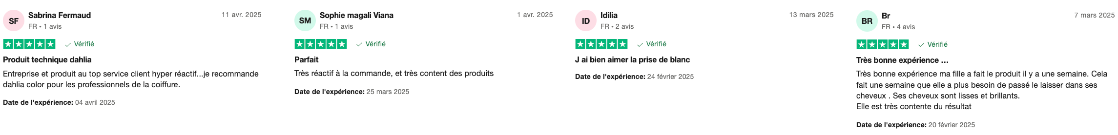Quatre avis sur des produits français avec noms d'utilisateurs, notes, dates et commentaires affichés sur fond blanc. Dahlia Color Professionnel