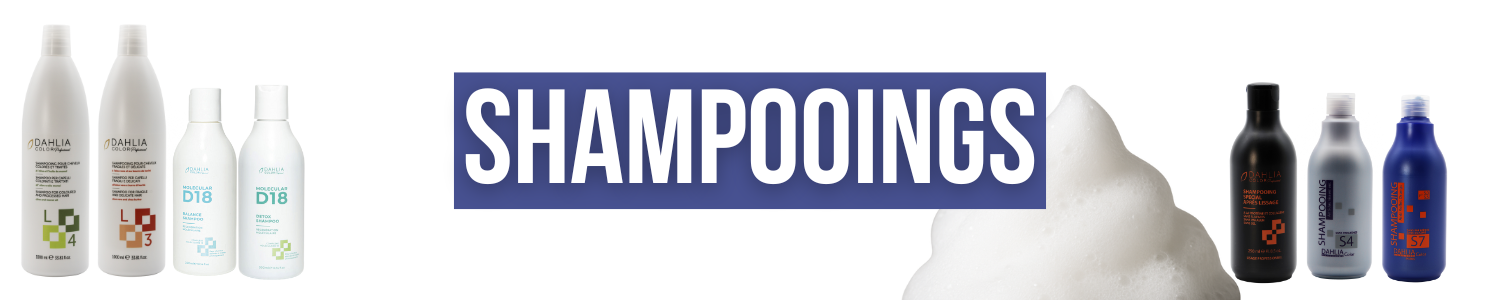 Bouteilles de divers shampoings avec le mot « SHAMPOOINGS » et de la mousse de shampoing au centre. Dahlia Color Professionnel